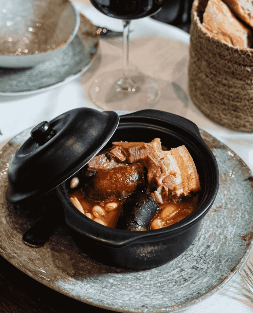 restaurante cerca de la playa de poniente en gijón el feudo